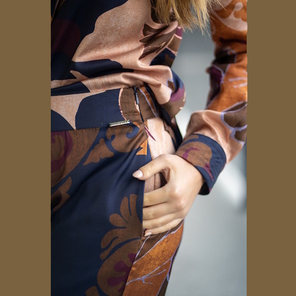 Calça estampada - Image 2